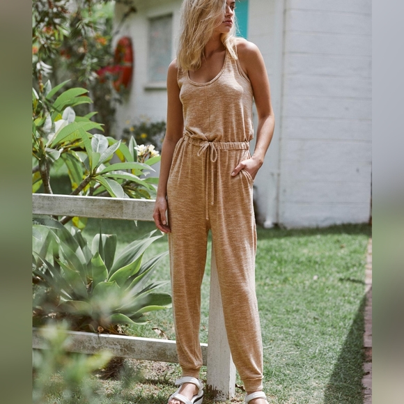 FREE PEOPLE | Sleeveless Jumpsuit - Picture 3 of 5